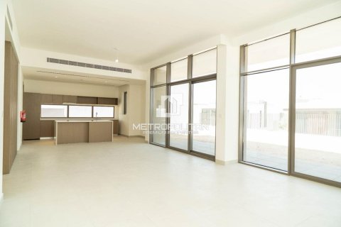 5 bedrooms Villa  No. 130153 3