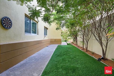 Villa de 3 dormitorios en Dubai, UAE No. 140289 5