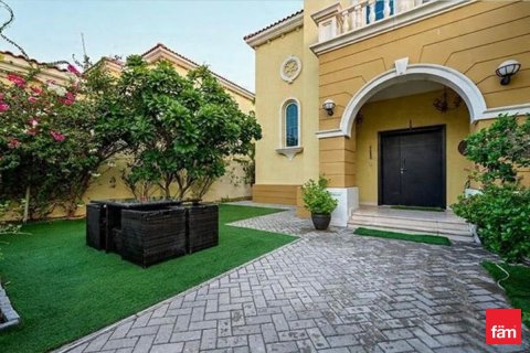 Villa de 3 dormitorios en Dubai, UAE No. 140289