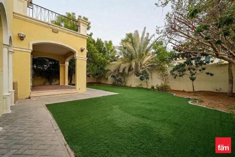 Villa de 3 dormitorios en Dubai, UAE No. 140289 4