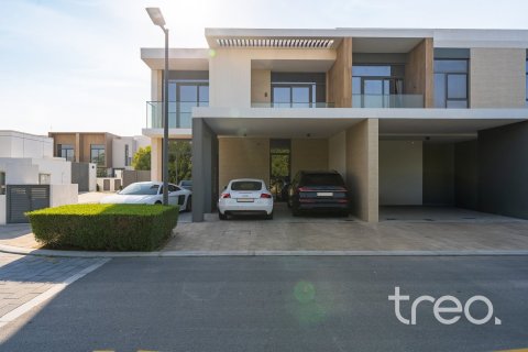 4 bedrooms Townhouse in Ruba, UAE No. 200882