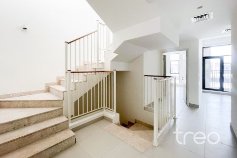 4 bedrooms Villa in Dubai South (Dubai World Central), UAE No. 200887 22