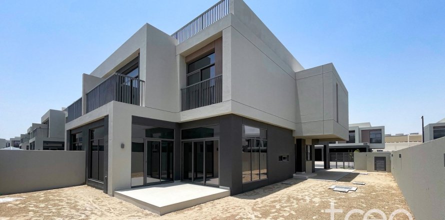 4 bedrooms Villa in Dubai South (Dubai World Central), UAE No. 200887