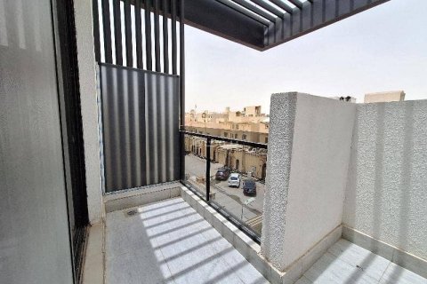 Apartment de 3 dormitorios en Riyadh, Saudi Arabia No. 99674 4