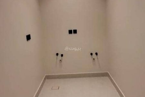 Apartment de 2 dormitorios en Riyadh, Saudi Arabia No. 99677 3