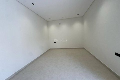 5 bedrooms Apartment in Riyadh, Saudi Arabia No. 99675 7