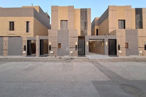 Apartment de 5 dormitorios en Riyadh, Saudi Arabia No. 99676 1