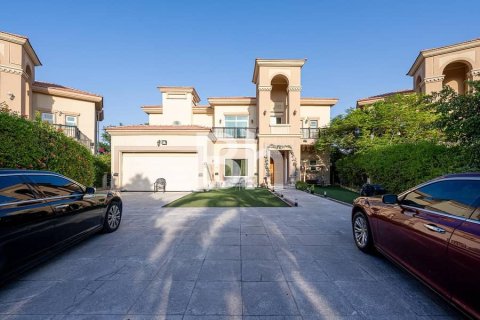 Villa de 4 dormitorios  No. 113651 12