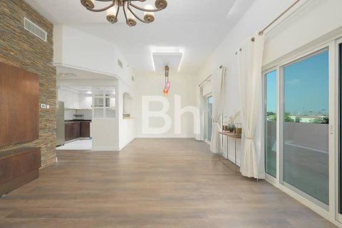 Appartement de 2 chambres  No. 113653 2