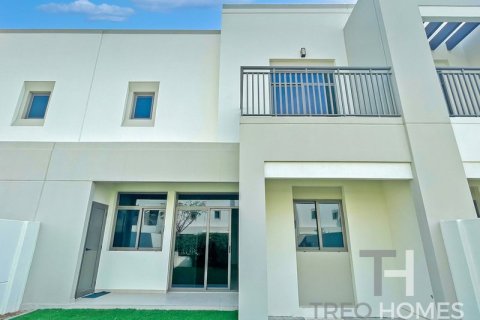 Townhouse de 3 dormitorios en Town Square, UAE No. 73939 2