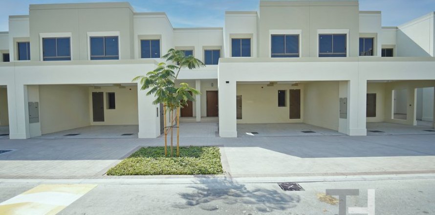 3 bedrooms Townhouse in Town Square, UAE No. 73939