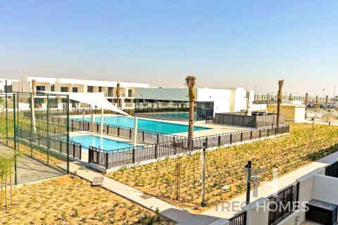 3 bedrooms Townhouse in Town Square, UAE No. 73940 2
