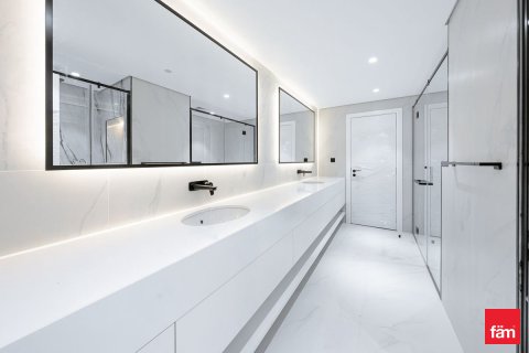 Квартира с 4 спальнями №120577 15