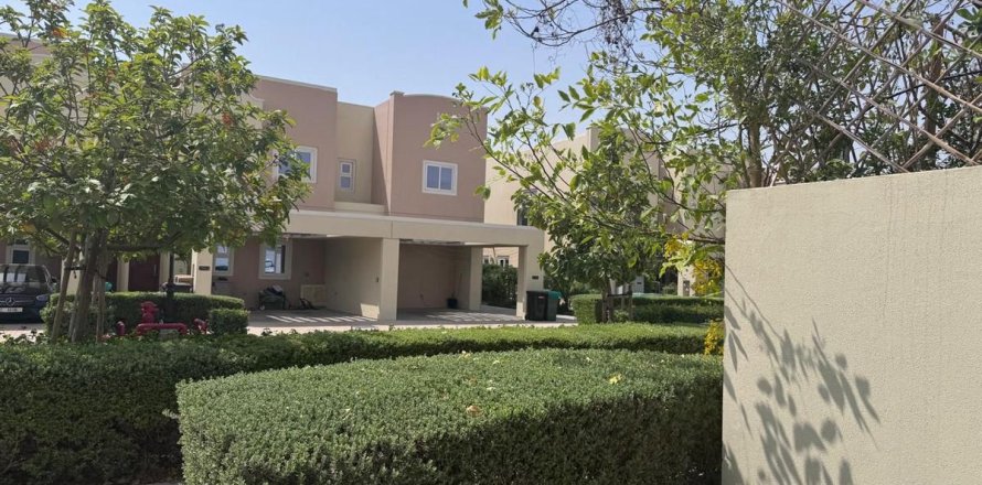 Таунхаус с 4 спальнями №120571