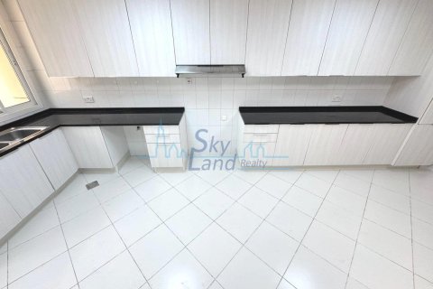 Villa de 4 dormitorios No. 125558 29