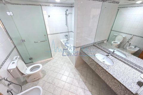 Villa de 4 dormitorios No. 125558 4