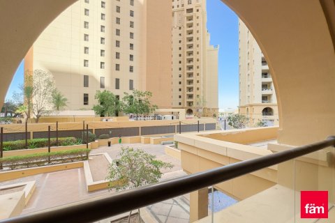 4 غرف نوم شقة  رقم 132160 30