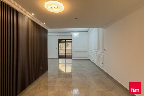 4 غرف نوم شقة  رقم 132160 7