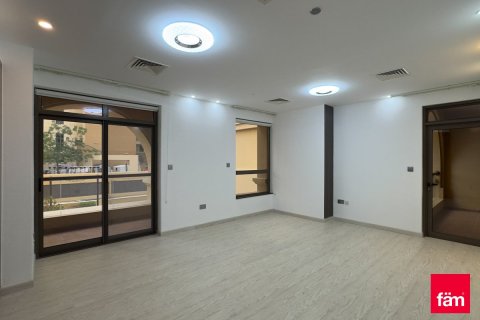 4 غرف نوم شقة  رقم 132160 13