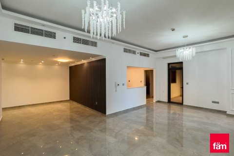 4 غرف نوم شقة  رقم 132160 4