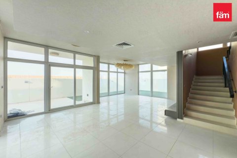 6 bedrooms Townhouse  No. 112155 30