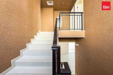 6 bedrooms Townhouse  No. 112155 13