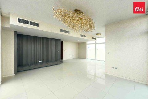 6 bedrooms Townhouse  No. 112155 9
