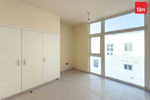 6 bedrooms Townhouse  No. 112155 28