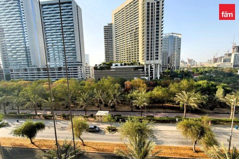 Apartment de 3 dormitorios en Dubai, UAE No. 210220 19