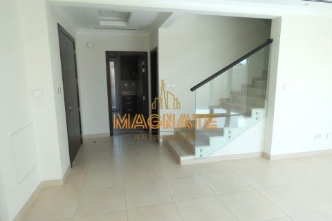 Villa de 3 dormitorios en Al Barsha, UAE No. 22359 4
