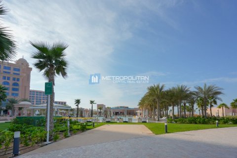 Apartment de 1 dormitorio en The Marina, UAE No. 8234 10