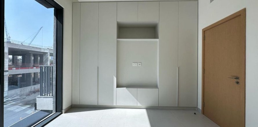 Квартира с 1 спальней №126132