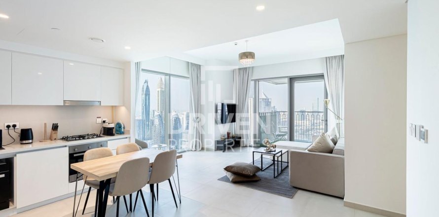 Appartement de 2 chambres à Downtown Views II, UAE No. 85154