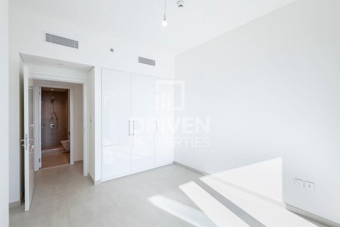 Apartment de 3 dormitorios en Downtown Views II, UAE No. 85155 8
