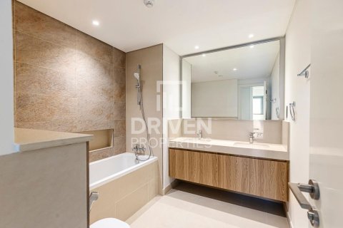 Appartement de 3 chambres à Downtown Views II, UAE No. 85160 15