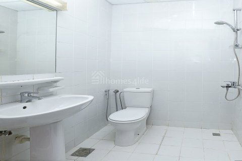 Квартира с 3 спальнями в Emirates Crown, ОАЭ №145921 14