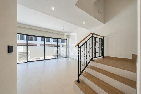 Townhouse de 4 chambres à Damac Lagoons, UAE No. 209896 4