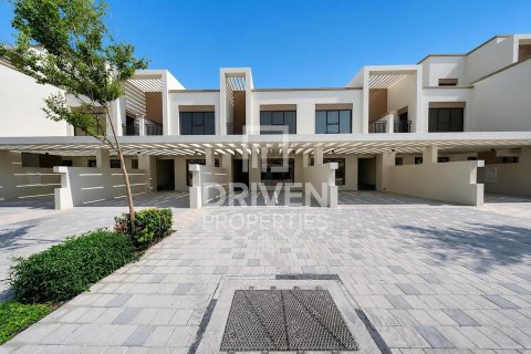 Townhouse de 4 chambres à Damac Lagoons, UAE No. 209896