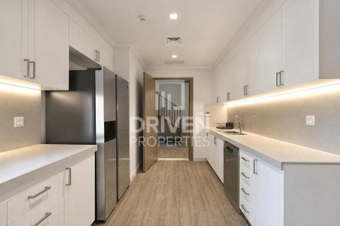 Villa de 4 chambres à Jumeirah, UAE No. 209895 20