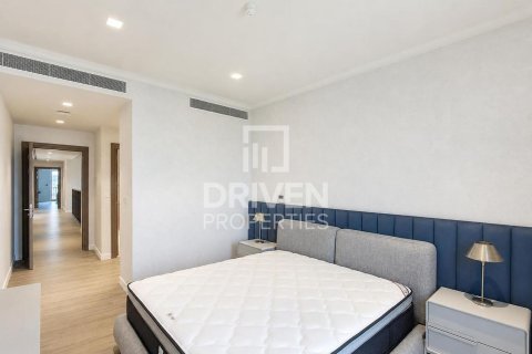 Villa de 4 chambres à Jumeirah, UAE No. 209895 11