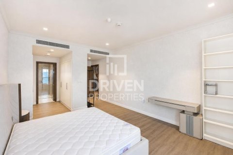 Villa de 4 chambres à Jumeirah, UAE No. 209895 13