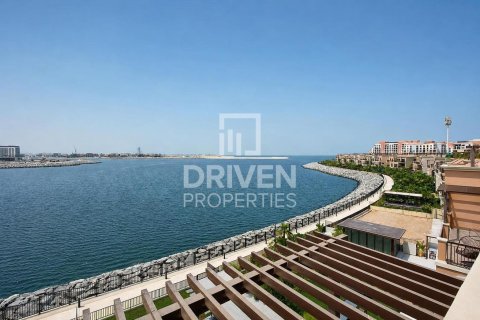 Villa de 4 chambres à Jumeirah, UAE No. 209895 26