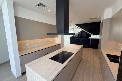 Villa de 4 dormitorios en Wadi Al Safa 3, UAE No. 183295 8