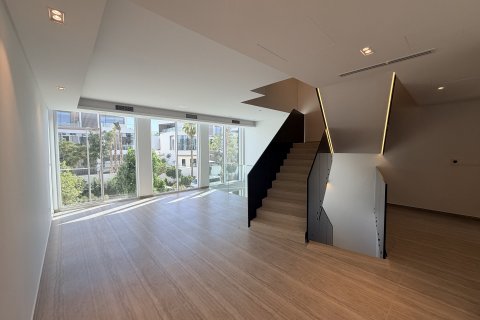 Villa de 4 dormitorios en Wadi Al Safa 3, UAE No. 183295
