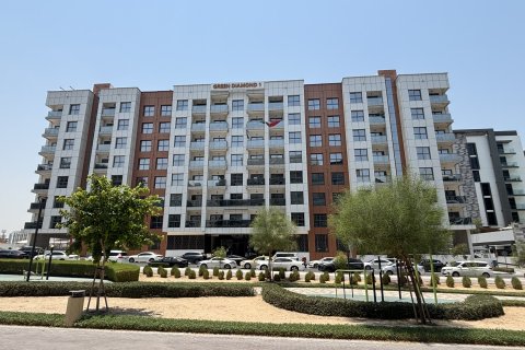 2 bedrooms Apartment in Al Barsha South, UAE No. 183294 6