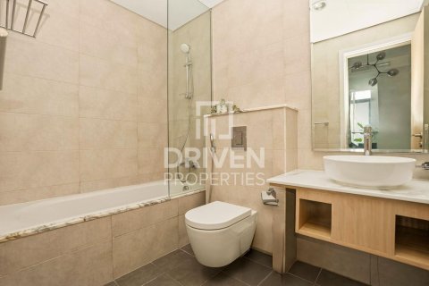 2 bedrooms Apartment in Paramount Tower Hotel & Residences, UAE No. 191179 26