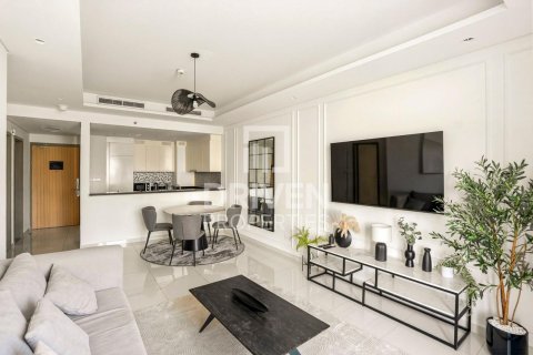 2 bedrooms Apartment in Paramount Tower Hotel & Residences, UAE No. 191179 6