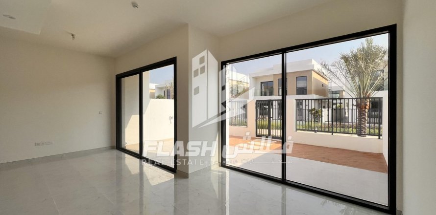 3 bedrooms Townhouse in Mina Al Arab, UAE No. 88541