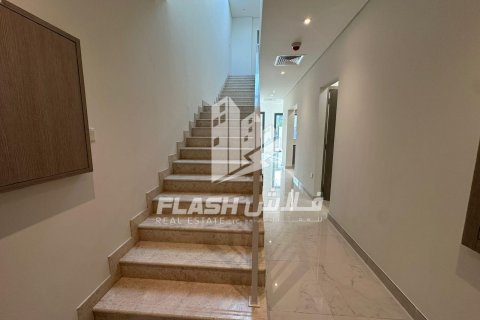 2 bedrooms Townhouse in Mina Al Arab, UAE No. 88539 8