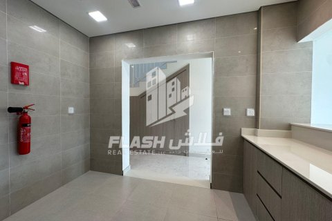 2 bedrooms Townhouse in Mina Al Arab, UAE No. 88539 18